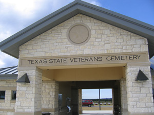 headstones with wreaths